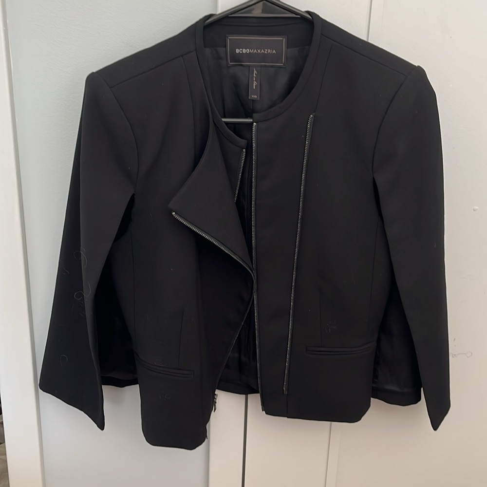 Black cropped zipped jacket - Picture 2 of 4